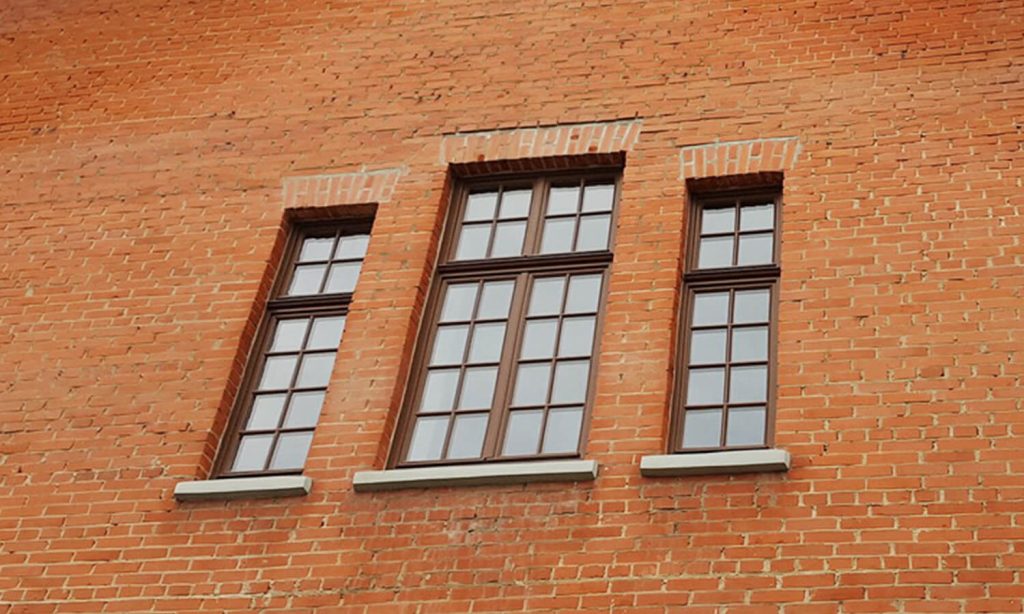 Skandinaviški mediniai langai