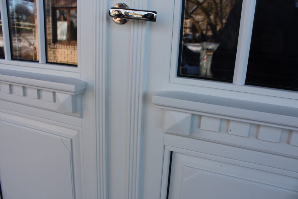 Lauko durys – estetikos ir funkcionalumo dermė 